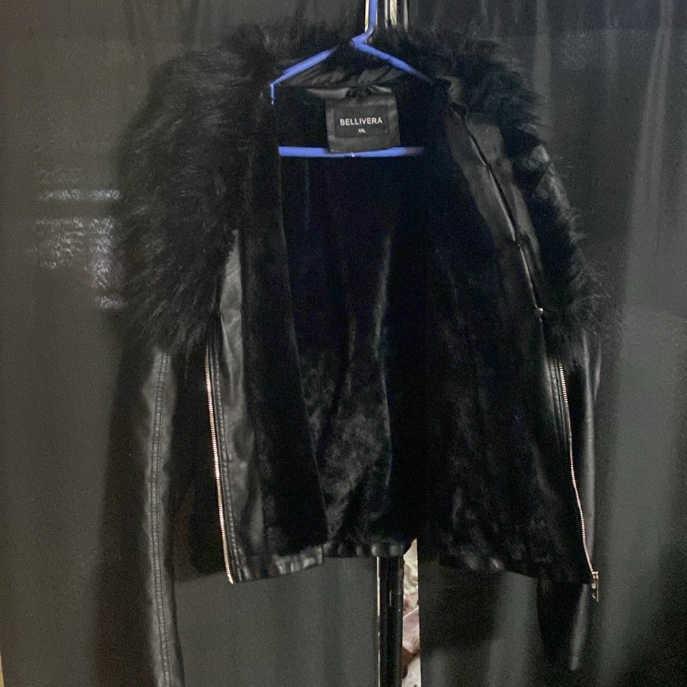 Beautiful Vegan leather Jacket - Picture 2 of 6